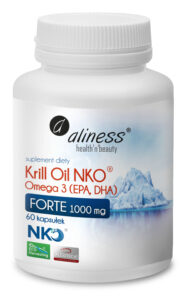 Aliness, Krill Oil NKO® Omega 3 z Astaksantyną 1000 mg FORTE suplement diety 60 kapsułek Składniki aktywne 1 kapsułka 2 kapsułki ( porcja dzienna) Olej z kryla NKO® (Euphausia superba) w tym: 1000 mg 2000 mg Fosfolipidy 510 mg 1020 mg Kwasy tłuszczowe omega-3 – w tym EPA (kwas eikozapentaenowy) – w tym DHA (kwas dokozaheksaenowy) 280 mg 560 mg 140 mg 280 mg 80 mg 160 mg Cholina 60 mg 120 mg Astaksantyna 488 µg 976 µg Składniki: Olej z kryla antarktycznego NKO™ (Euphausia superba), żelatyna wołowa, woda, substancja utrzymująca wilgoć: glicerol. Zalecana porcja spożycia w ciągu dnia niezbędna do uzyskania korzystnego działania produktu: 2 kapsułki w trakcie posiłku. Nie przekraczać zalecanej porcji do spożycia w ciągu dnia. Produkt nie może być stosowany jako substytut (zamiennik) zróżnicowanej diety. Zrównoważony sposób żywienia oraz zdrowy tryb życia są podstawą prawidłowego funkcjonowania organizmu. Zawartość opakowania: 60 kapsułek Warunki przechowywania: Przechowywać w temperaturze pokojowej w sposób niedostępny dla małych dzieci. Chronić przed wilgocią. Pierwszy na rynku europsjekim produkt w dawce 1000 mg Produkt wyróżnia się bardzo wysoką zawartością oleju z kryla w jednej kapsułce (1000 mg) oraz wysoką ilością kwasów EPA i DHA w dziennej porcji. Kwas eikozapentaenowy (EPA) i kwas dokozaheksaenowy (DHA) przyczyniają się do prawidłowego funkcjonowania serca (korzystne działanie występuje w przypadku spożywania 250 mg EPA i DHA dziennie) Krill Oil NKO ® Omega-3 1000 mg marki Aliness to suplement diety zawierający opatentowany olej z kryla NKO™ ( Euphausia superba ) naturalne źródło kwasów tłuszczowych omega-3 EPA i DHA, fosfolipidów, choliny oraz naturalnie występującej astaksantyny. Olej pozyskiwany jest z połowów prowadzonych zgodnie z zasadami zrównoważonego rybołówstwa w czystych wodach Antarktyki (obszar połowowy to FAO 48). Kwasy omega-3, aby realnie wspierać organizm, muszą zostać wbudowane w błony komórkowe. Forma fosfolipidowa tj. olej z kryla jest naturalnie kompatybilna ze strukturą błony komórkowej, dlatego może być bezpośrednio wykorzystywana przez komórki. W przeciwieństwie do klasycznych form oleju rybiego, które wymagają przekształcenia, fosfolipidy dostarczają omega-3 w postaci gotowej do efektywnego wchłaniania i działania. Olej z kryla NKO™ jest naturalnym źródłem kwasów tłuszczowych omega-3 EPA i DHA, fosfolipidów, choliny oraz naturalnej astaksantyny. Surowiec charakteryzuje się wysoką czystością, bardzo dobrą stabilnością oksydacyjną oraz łagodnym zapachem. Dzięki zastosowaniu nowoczesnych metod przetwarzania, obejmujących szybkie mielenie i ekstrakcję surowca bezpośrednio po połowie, olej z kryla zachowuje swoje naturalne cechy jakościowe. Czerwony kolor produktu wynika wyłącznie z obecności naturalnej astaksantyny. Kwasy omega-3 w oleju z kryla występują w postaci fosfolipidów, które są naturalnie obecne w organizmie człowieka i stanowią element strukturalny komórek. Produkt stanowi uzupełnienie codziennej diety w kwasy omega-3 pochodzenia morskiego. Zgodnie z Codex Alimentarius STANDARD FOR FISH OILS CXS 329-2017, oleje rybne o wysokim stężeniu fosfolipidów wynoszącym 30% lub więcej, takie jak olej z kryla muszą spełniać następujące wymagania i nasz produkt spełnia poniższe parametry: Liczba kwasowa ≤ 45 mg KOH/g Liczba nadtlenkowa ≤ 5 miliekwiwalentów aktywnego tlenu/kg oleju Olei tych nie bada się na zawartość TOTOX, gdyż olej z kryla zawiera naturalną astaksantynę, która jest składnikiem refrakcyjnym zakłócającym analizę spektrofotometryczną anizydyny. TECHNOLOGYECO-HARVESTING Unikalna i opatentowana technologia przetwarzania zaprojektowana w celu zachowania najwyższej jakości pozyskiwanego kryla. Gwarantuje delikatny, zrównoważony połów oraz natychmiastowe przetwarzanie surowca bezpośrednio po odłowie, co pozwala utrzymać jego świeżość i integralność składników. Technologia ta minimalizuje również ryzyko tzw. przyłowu, czyli przypadkowego odławiania innych gatunków morskich, wspierając odpowiedzialne i selektywne rybołówstwo. FLEXITECH® TECHNOLOGY Flexitech® Technology to proces, którego celem jest poprawa jakości i wartości odżywczej oleju z kryla poprzez jego oczyszczenie i skoncentrowanie kluczowych frakcji. W standardowym oleju z kryla występuje mieszanina fosfolipidów (PL), triglicerydów (TG) oraz związków odpowiedzialnych za charakterystyczny zapach i smak – w tym m.in. soli takich jak TMAO. Technologia Flexitech® obejmuje dwa główne etapy: Oczyszczanie (Purification) Usuwane są sole oraz związki odpowiedzialne za niepożądany zapach i posmak. Dzięki temu olej staje się bardziej neutralny sensorycznie, przy zachowaniu jego kluczowych składników bioaktywnych. Koncentracja (Concentration) Proces pozwala zwiększyć udział cennej frakcji fosfolipidowej – tej, która odpowiada za wysoką biodostępność kwasów omega-3 w oleju z kryla. Jednocześnie redukowana jest proporcja triglicerydów oraz pozostałych niepożądanych komponentów. Efektem jest bardziej skoncentrowany, czystszy i stabilniejszy olej z kryla, o wyższej zawartości fosfolipidów oraz poprawionym profilu sensorycznym. NAJLEPIEJ PREZBADANY OLEJ Z KRYLA NA RYNKU Producent: Medicaline Sp. z o.o. OSTRÓWIEC 150 05-480 KARCZEW EAN 5903242585234 Biało czerwone logo w kształcie flagi z napisem Polska Firma 100%